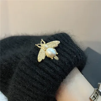 202112-ши зимни ангорские заешки косми топло плетене перлена пчела отдих дама на черепа шапки шапчица дамски готина шапка