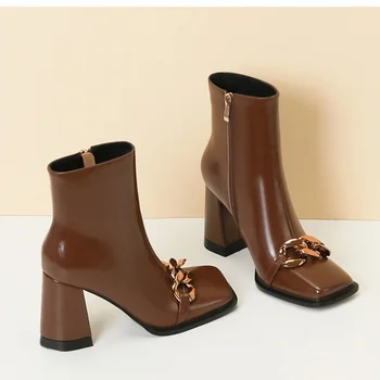 Дизайнерски дамски обувки Зимни ботуши с квадратни пръсти на веригата ботильоны на висок ток, Кафяви обувки Martin Дамски обувки Zapatos Para Mujer