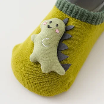 Есен-Зима Дебели памучни чорапи за малки момчета и момичета с ниско деколте и глезените Гумени нескользящие чорапи за пола на Бебето бебешки чорапи Меки обувки